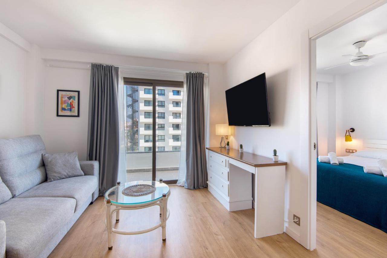 Aloha Puerto Private Apartment 1St Line Carihuela Beach Torremolinos Eksteriør billede